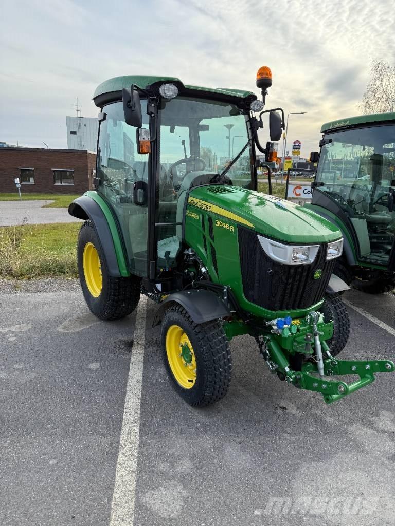 John Deere 3046 R コンパクトトラクター