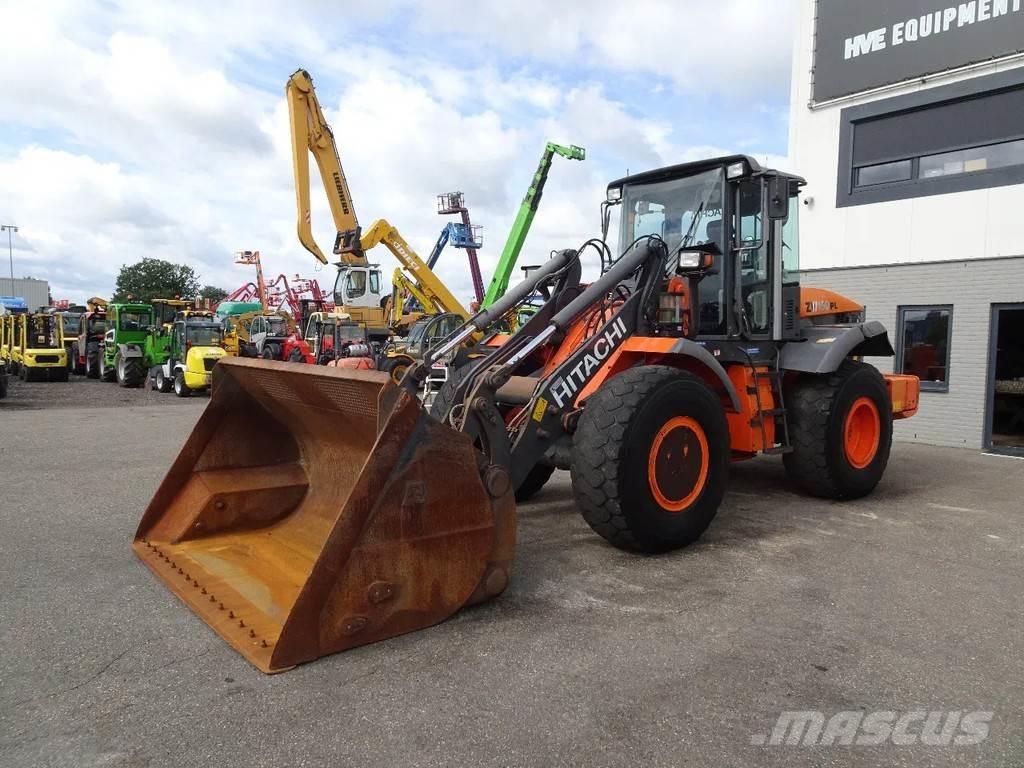 Hitachi ZW150 ホイールローダー・タイヤショベル