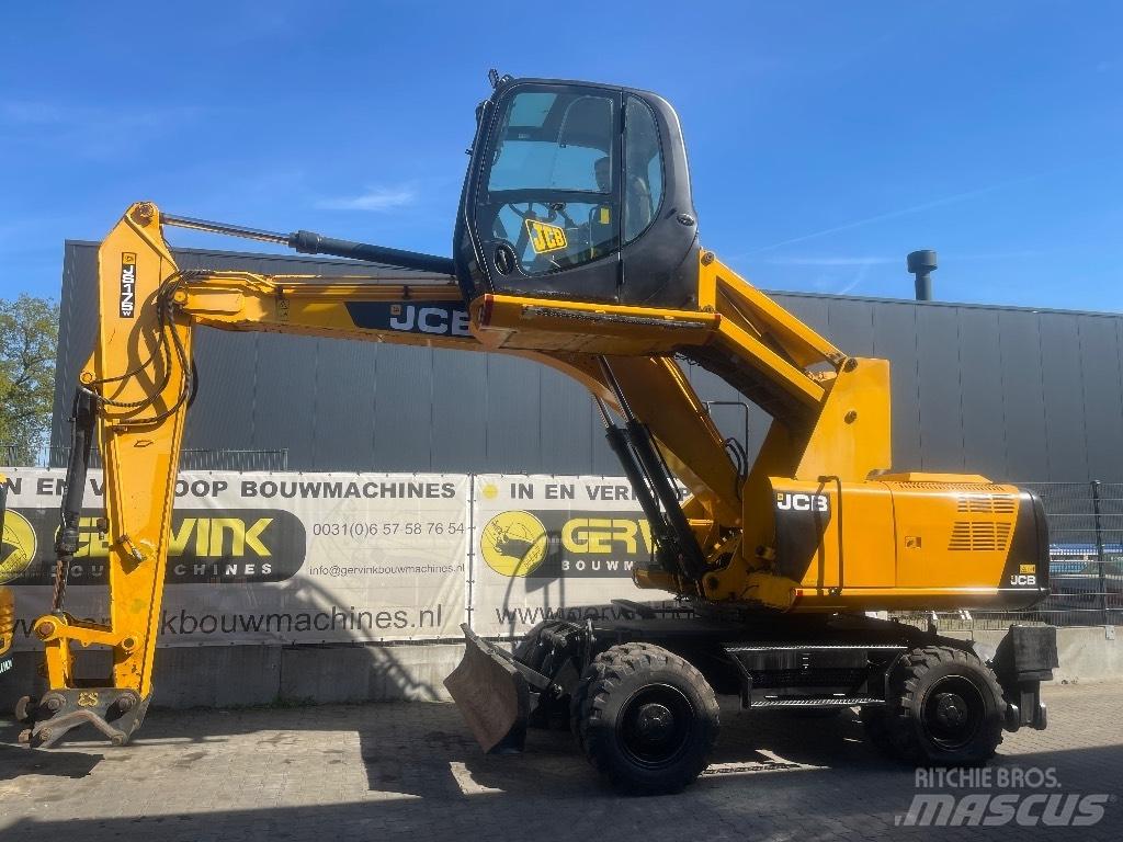JCB JS 175 W ホイール式油圧ショベル（パワーショベル・ユンボ・バックホー）