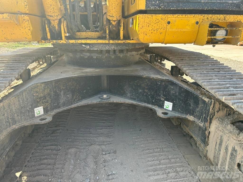 Komatsu PC 210 NLC-8 大型油圧ショベル12t以上（パワーショベル・ユンボ）