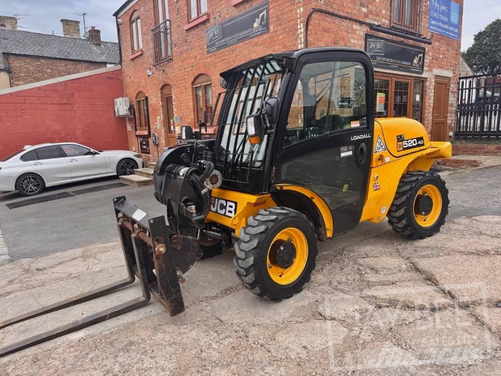 JCB 520-40 テレスコーピックハンドラー