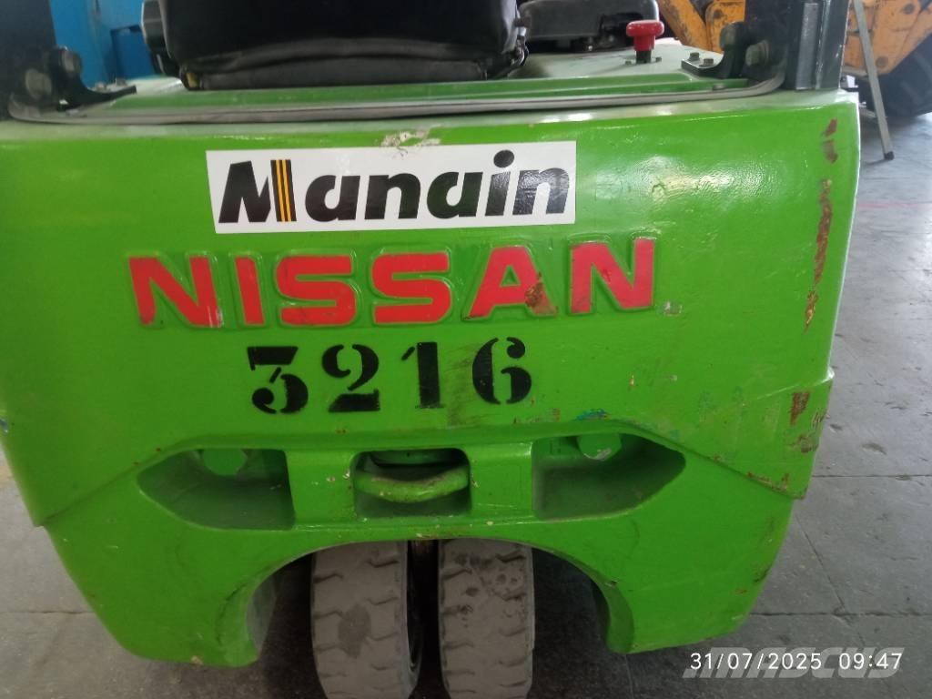 Nissan 1N1L180Q ディーゼル・軽油