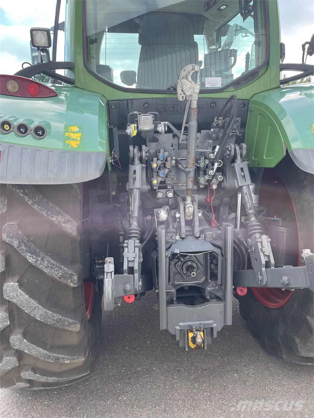 Fendt 720 Profi Plus トラクター