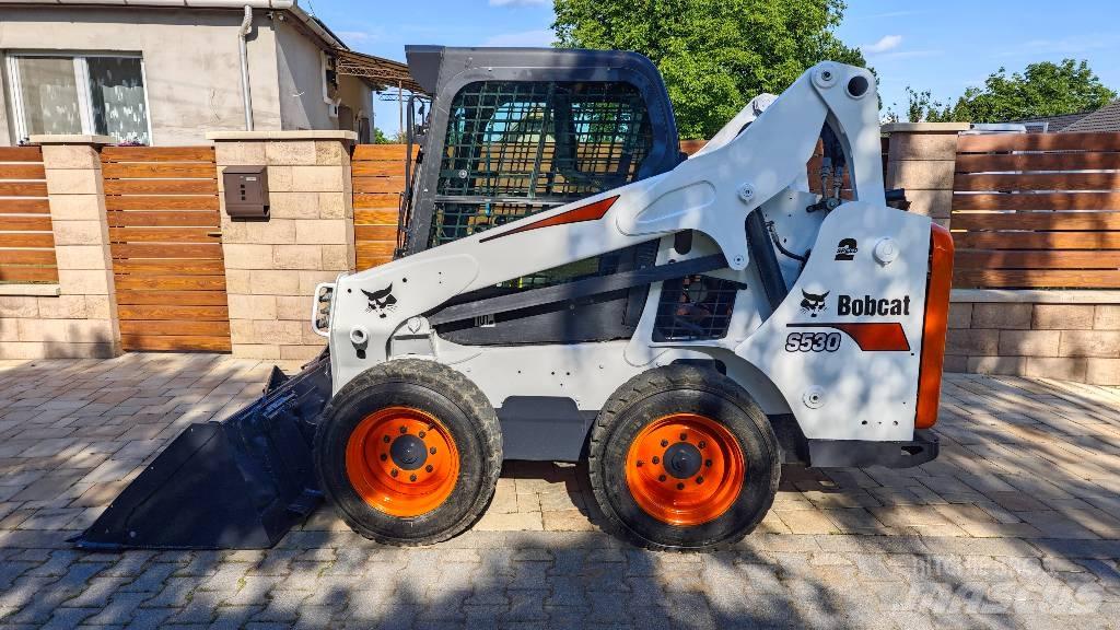Bobcat S 530 スキッドステアローダー