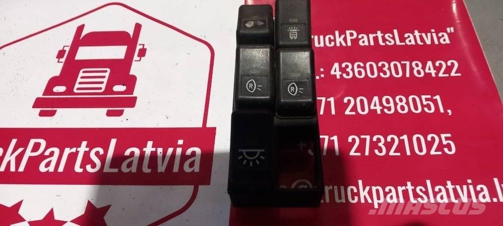 Volvo FH 12.   20569981 キャビン及び内装