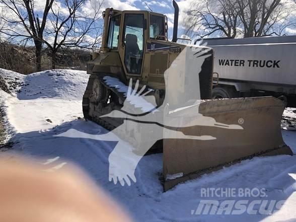CAT D6N LGP ブルドーザー