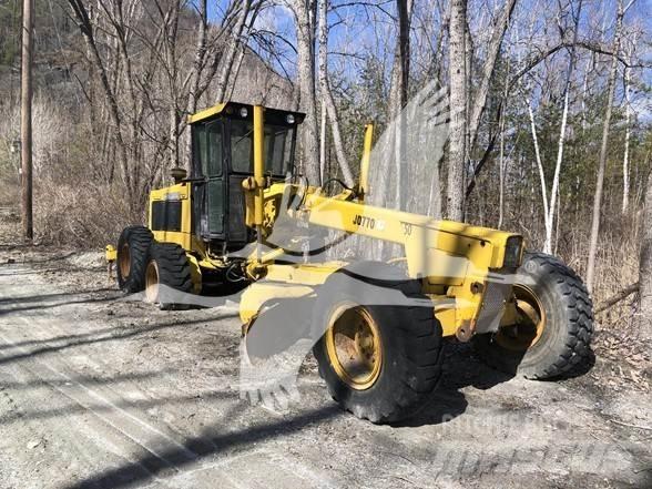 John Deere 770 モーターグレーダー
