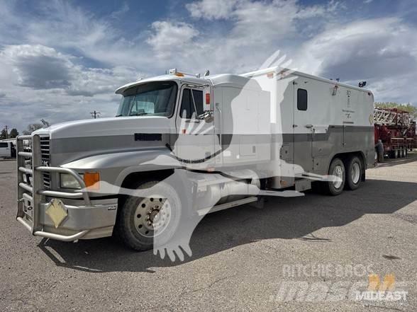 Mack CH613 建設機械 -　その他