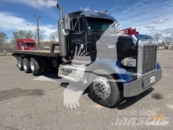 Peterbilt 357 平ボディー