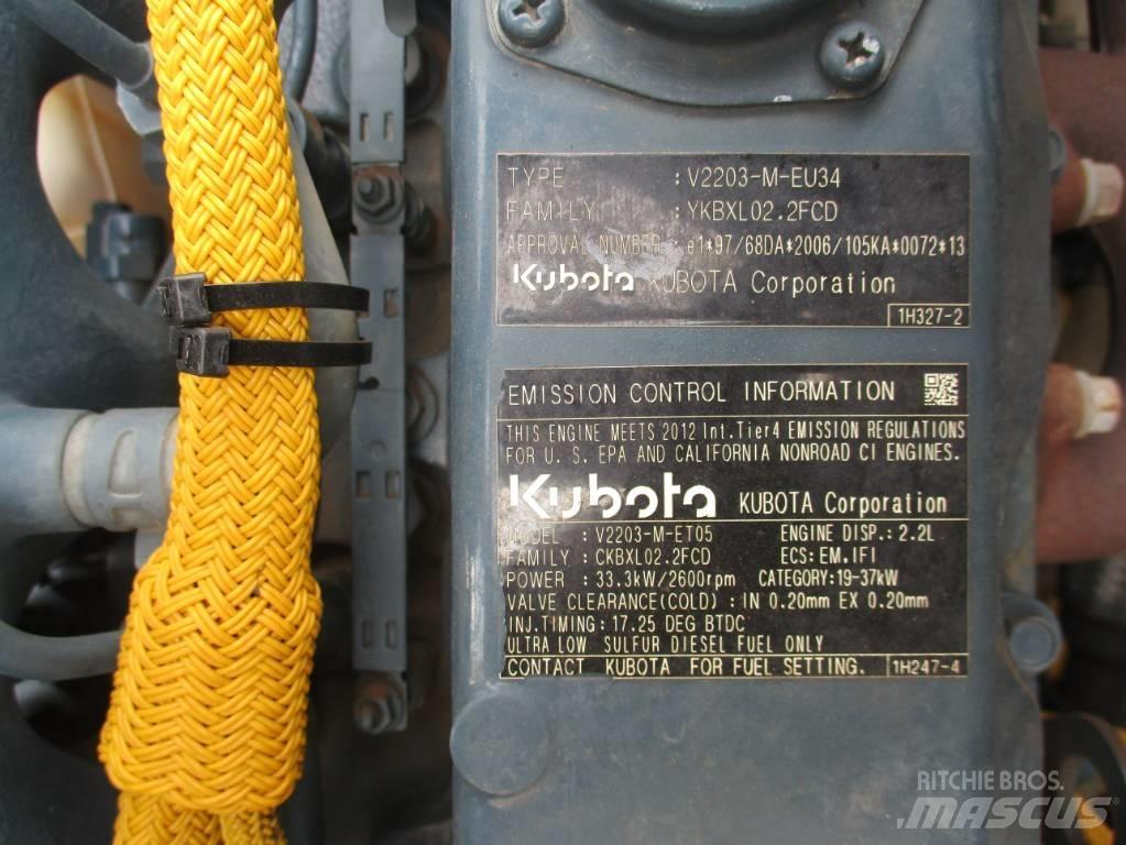 Bomag BW 138 AD-5 タンデムローラ
