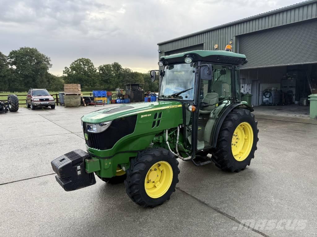 John Deere 5085 GV トラクター