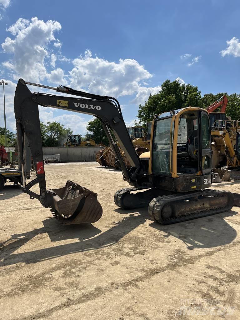 Volvo ECR 58 PLUS 中型油圧ショベル 7ｔ-12ｔ（ユンボ・パワーショベル・バックホー）