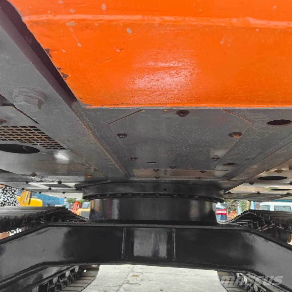 Hitachi ZX 120 大型油圧ショベル12t以上（パワーショベル・ユンボ）