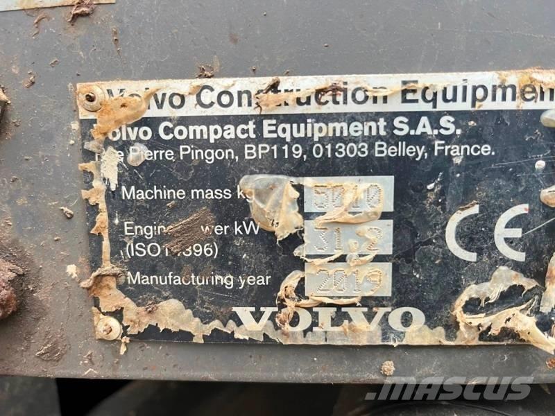 Volvo EC 50 D ミニ油圧ショベル 7t以下（ミニユンボ・ミニディガー）