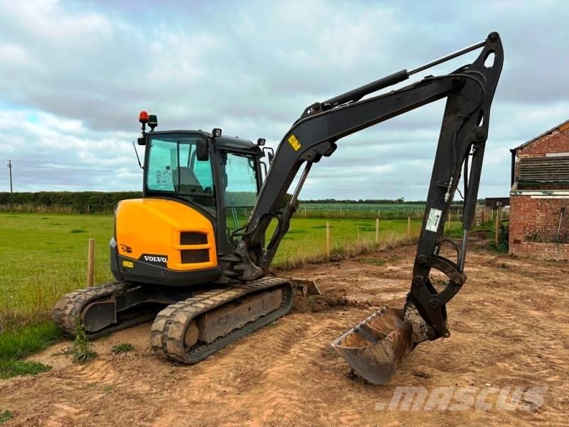 Volvo EC 50 D ミニ油圧ショベル 7t以下（ミニユンボ・ミニディガー）