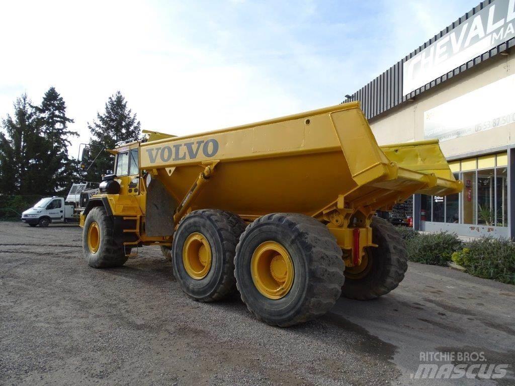 Volvo A 30 C アーティキュレート式ダンプトラック