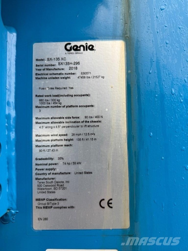Genie SX 135 XC ブームリフト　屈伸型