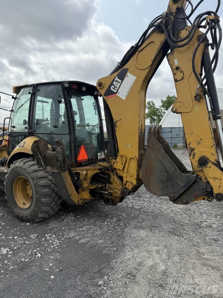 CAT 450 F バックホーローダー
