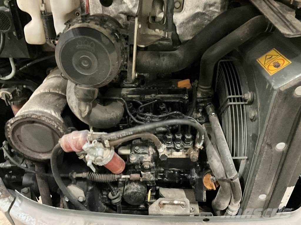 Neuson 28 Z 3 ミニ油圧ショベル 7t以下（ミニユンボ・ミニディガー）