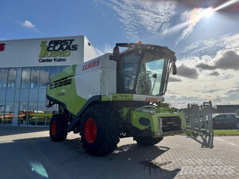 CLAAS LEXION 740 コンバイン