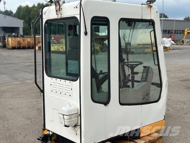 Liebherr A 924 B CAB キャビン及び内装
