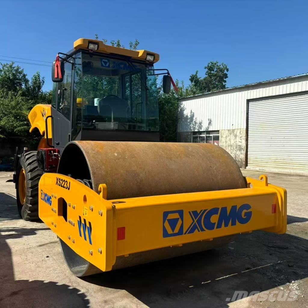 XCMG XS223J 振動ローラ