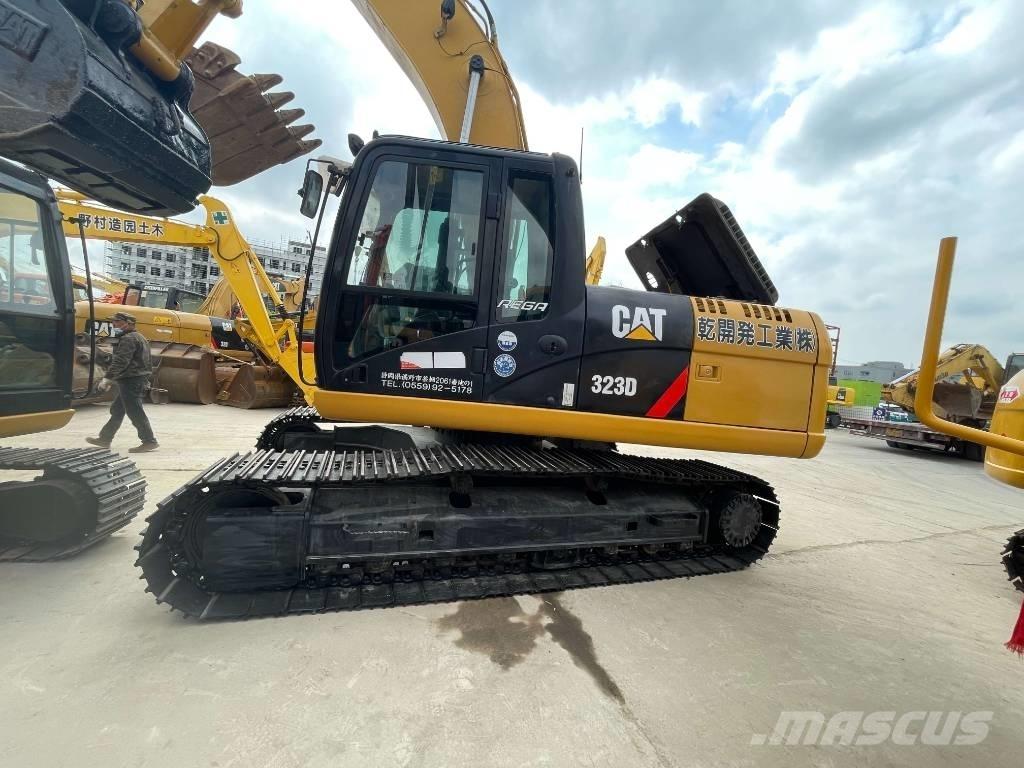 CAT 323D 大型油圧ショベル12t以上（パワーショベル・ユンボ）