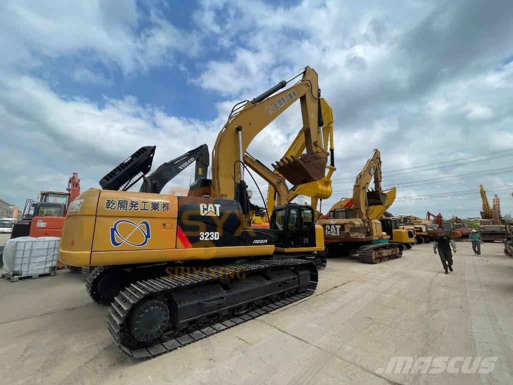 CAT 323D 大型油圧ショベル12t以上（パワーショベル・ユンボ）
