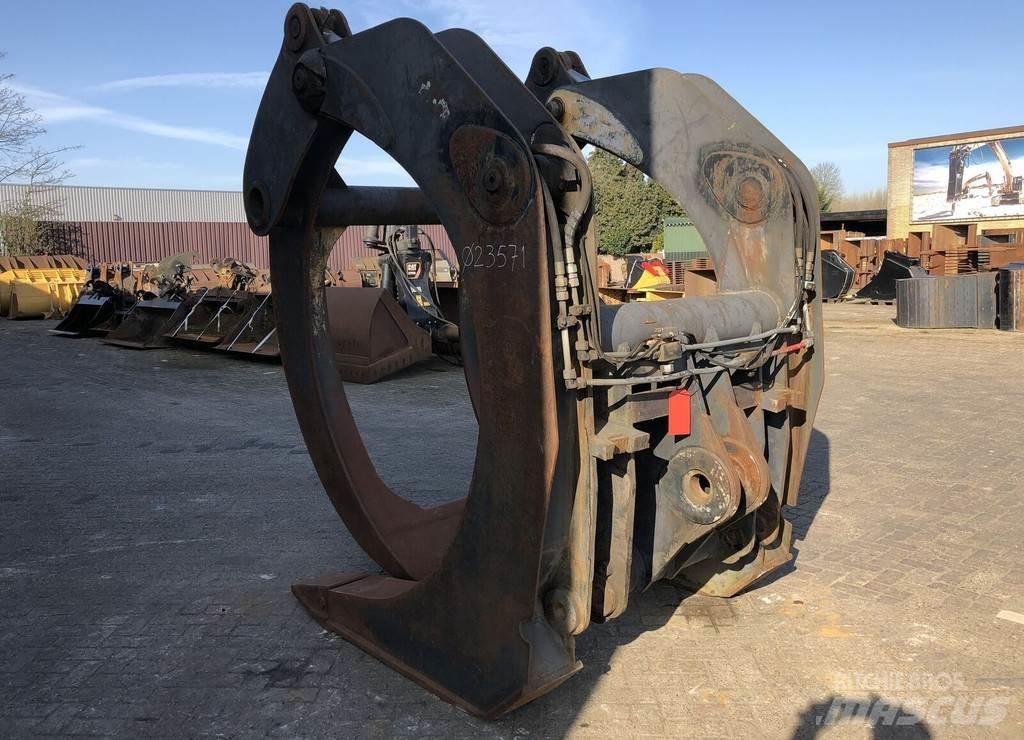 Volvo Wood clamp ロールクランプ