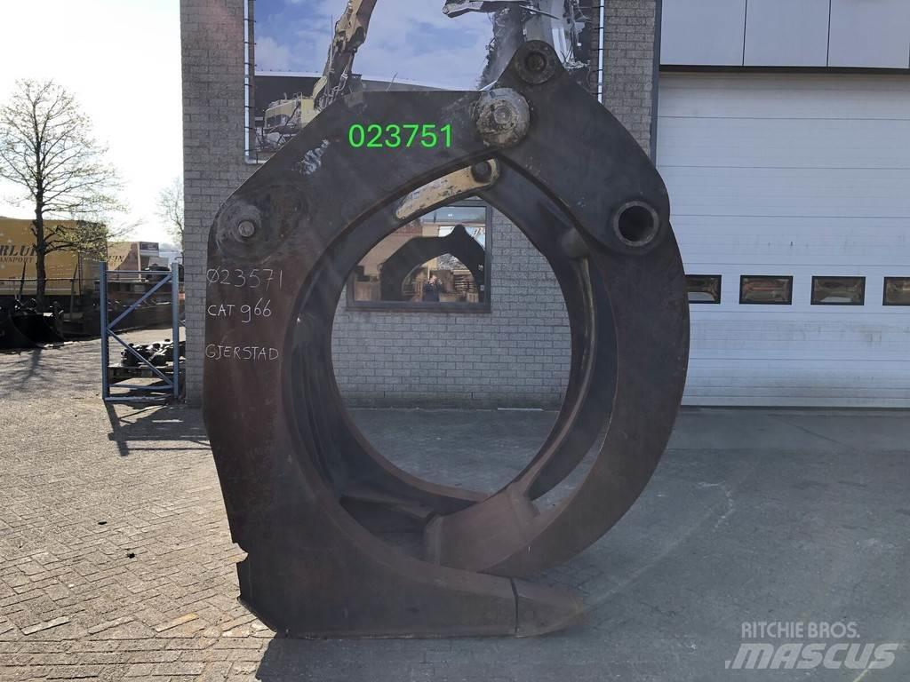 Volvo Wood clamp ロールクランプ