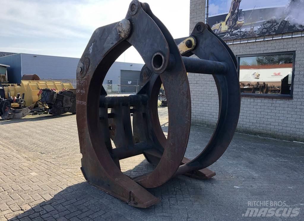 Volvo Wood clamp ロールクランプ