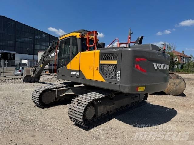 Volvo EC220EL 大型油圧ショベル12t以上（パワーショベル・ユンボ）