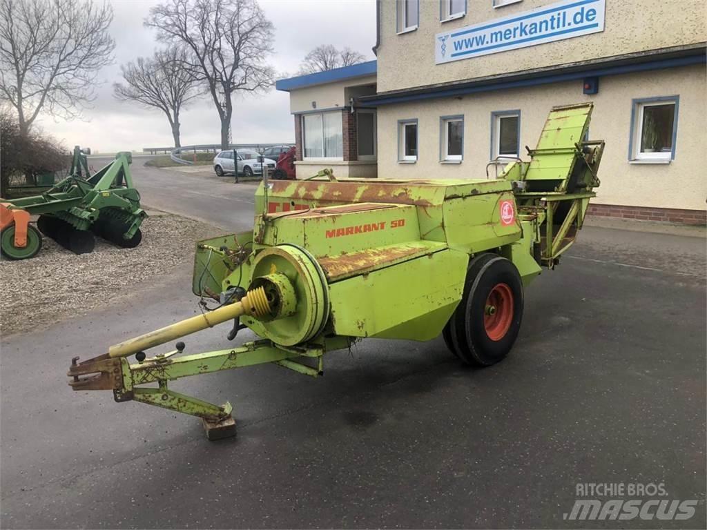 CLAAS Markant 50 スクエアベーラー