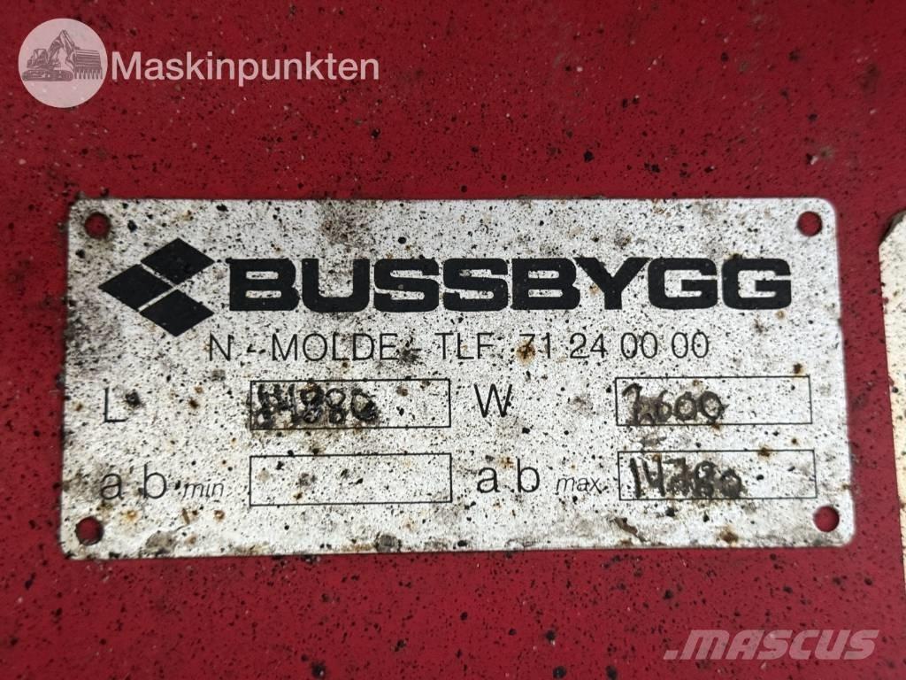 Parator CV 18-18 冷凍冷蔵トレーラー