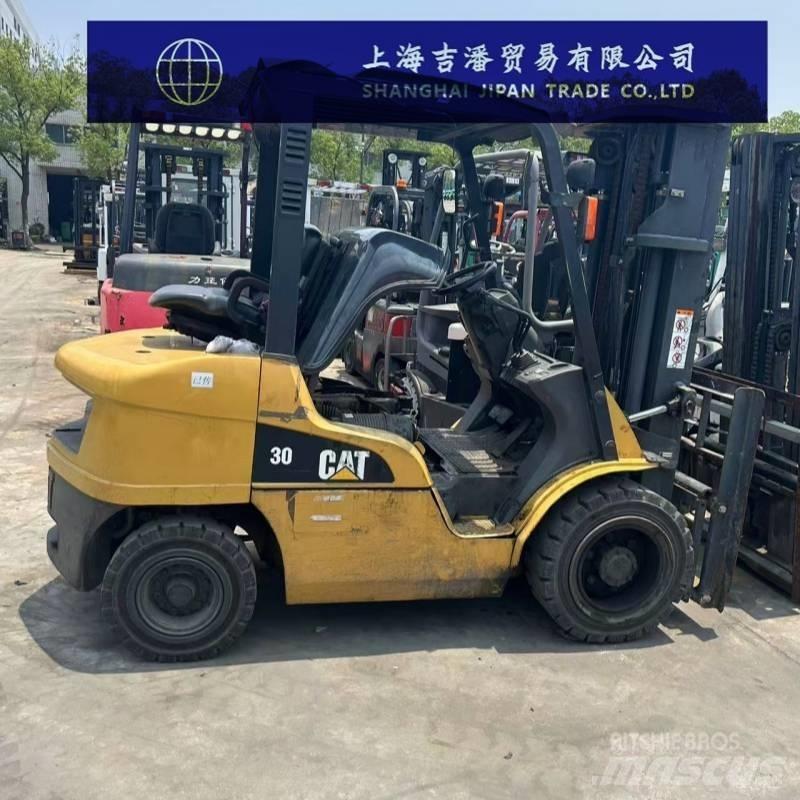 CAT DP 35 N ディーゼル・軽油
