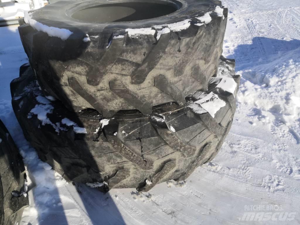 Pirelli 420/85R28 タイヤ、ホイル、リム