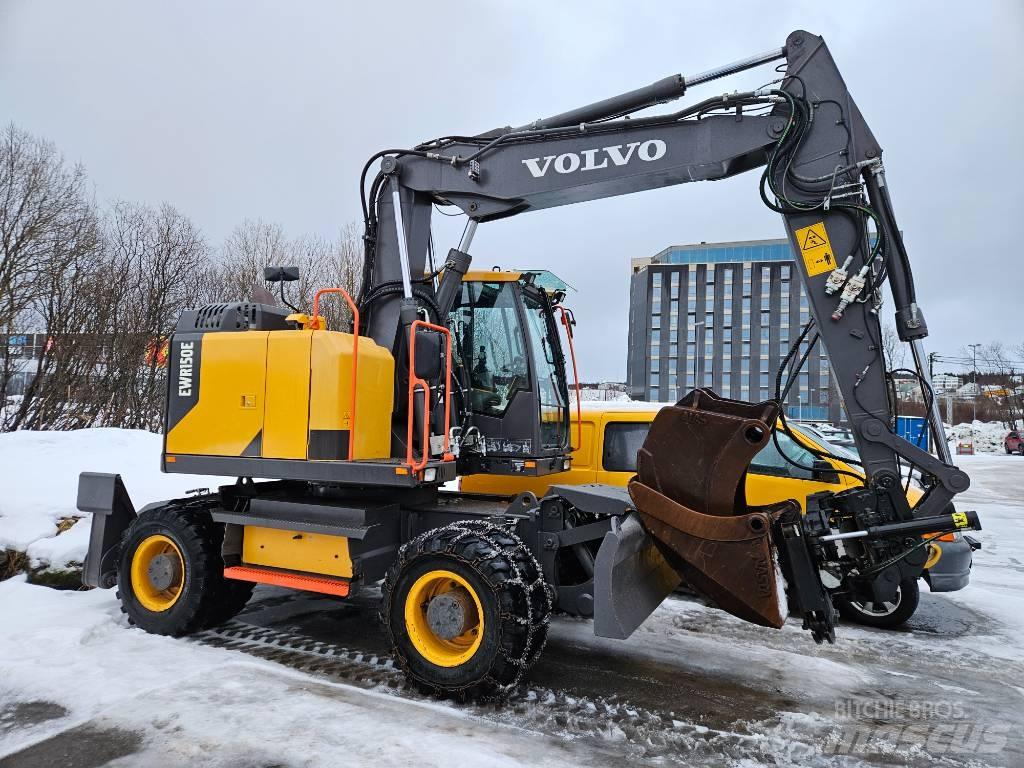 Volvo EWR 150 ホイール式油圧ショベル（パワーショベル・ユンボ・バックホー）