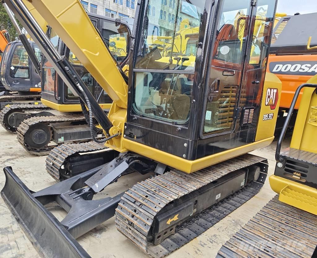 CAT 305.5 E2 ミニ油圧ショベル 7t以下（ミニユンボ・ミニディガー）