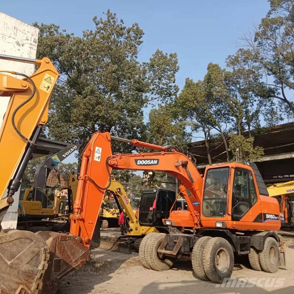Doosan DH150W-7 ホイール式油圧ショベル（パワーショベル・ユンボ・バックホー）