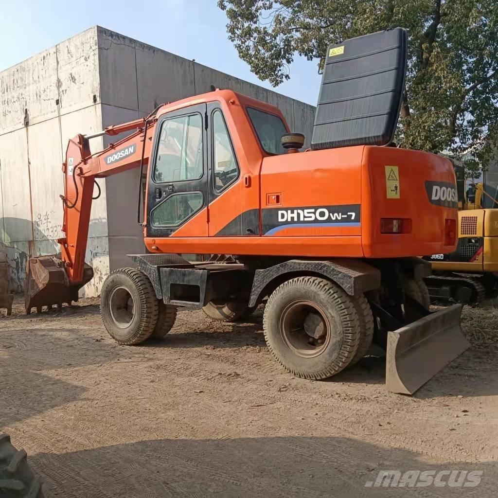 Doosan DH150W-7 ホイール式油圧ショベル（パワーショベル・ユンボ・バックホー）