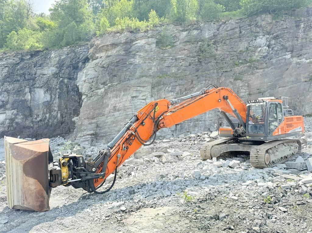 Doosan DX 300 LC-5 大型油圧ショベル12t以上（パワーショベル・ユンボ）
