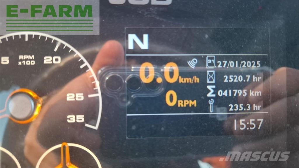 JCB 4220 fastrac トラクター