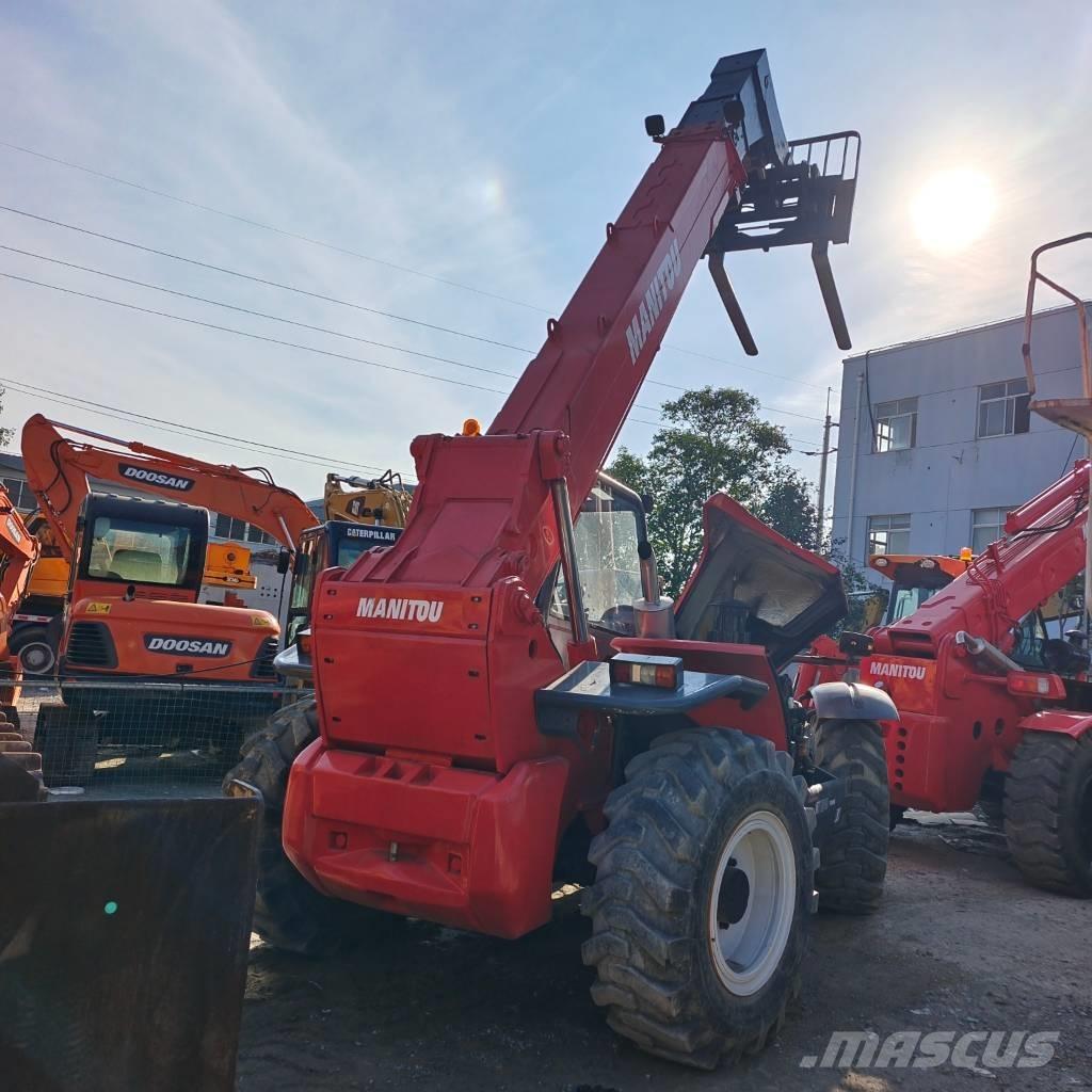 Manitou MT 1240 テレスコーピックハンドラー