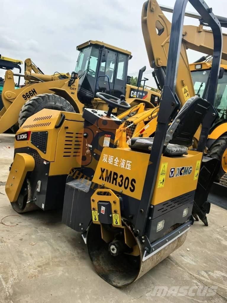 XCMG XMR 30S タンデムローラ