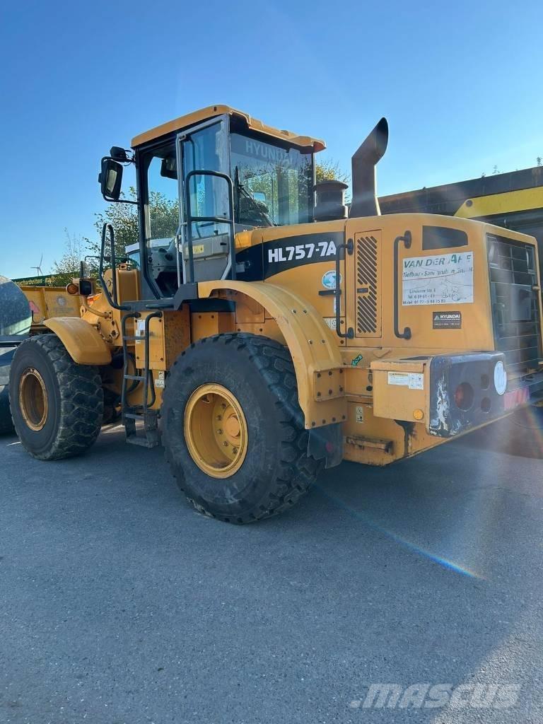 Hyundai HL 757-7 A ホイールローダー・タイヤショベル