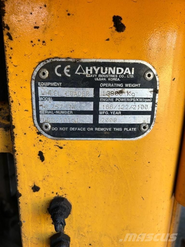 Hyundai HL 757-7 A ホイールローダー・タイヤショベル