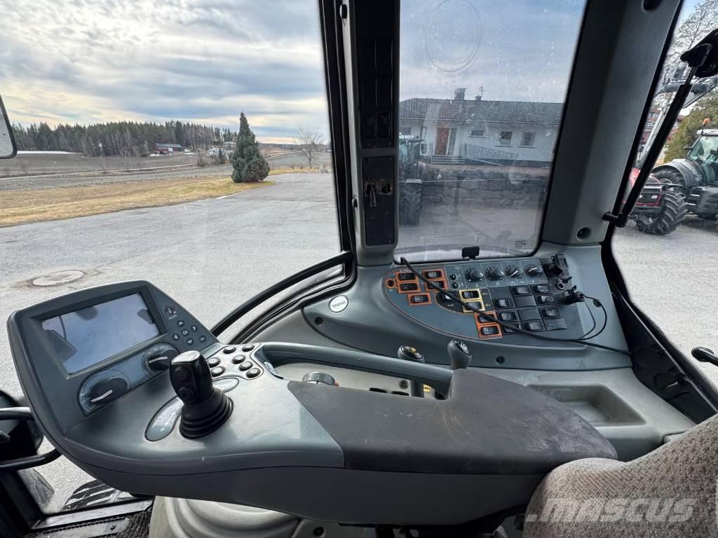 Valtra T 162 トラクター