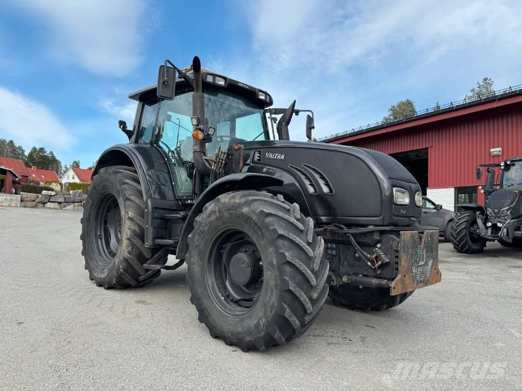 Valtra T 162 トラクター