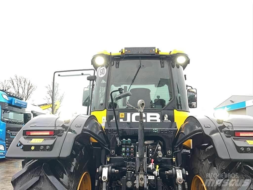 JCB Fastrac 4220 トラクター