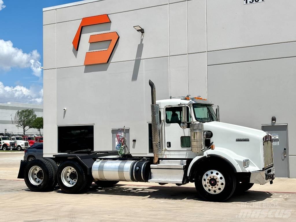 Kenworth T 800 中古トラクターヘッド | トレーラーヘッド